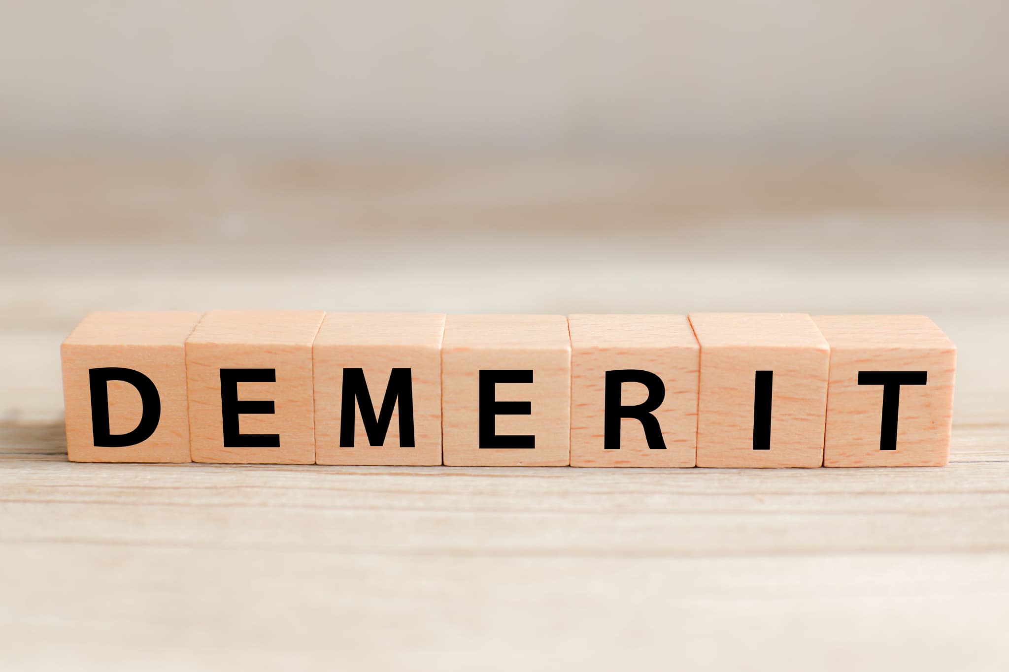 インプラント治療のデメリットのイメージ