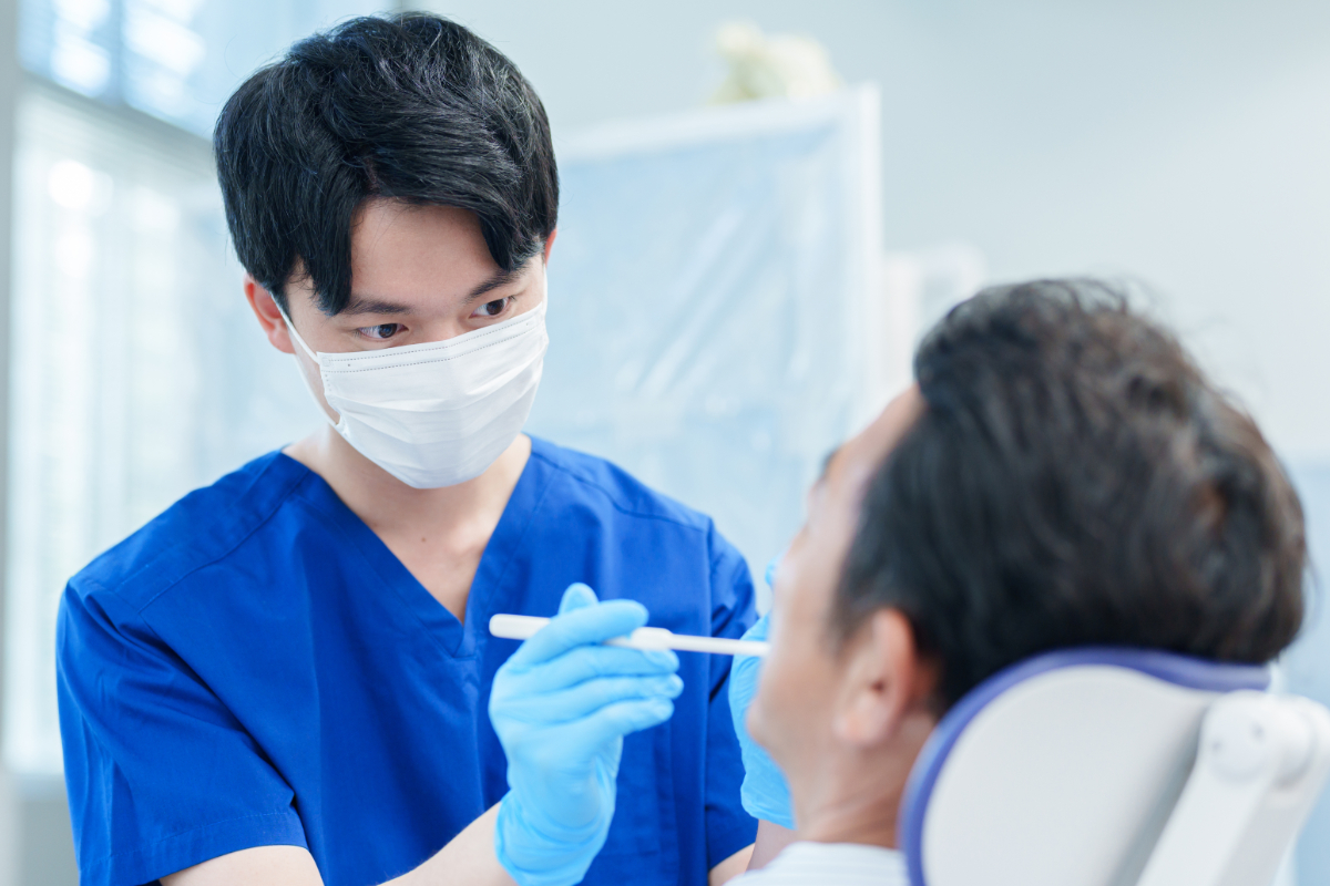 予防歯科に取り組む歯科医師